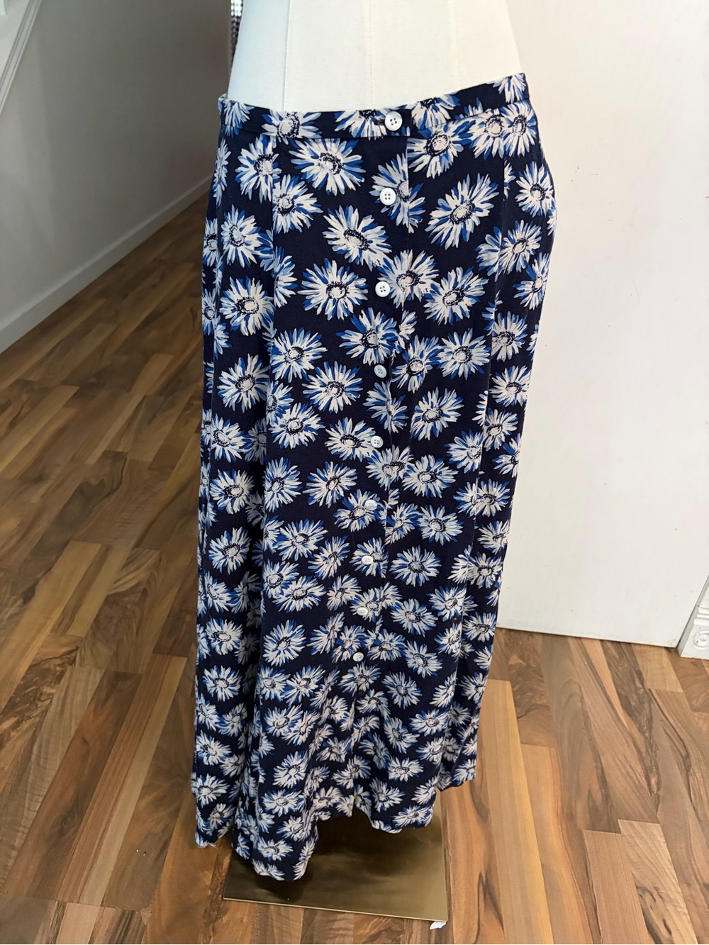Vintage Navy Floral Daisies Button-Front Maxi Linen Skirt, Large, EUC